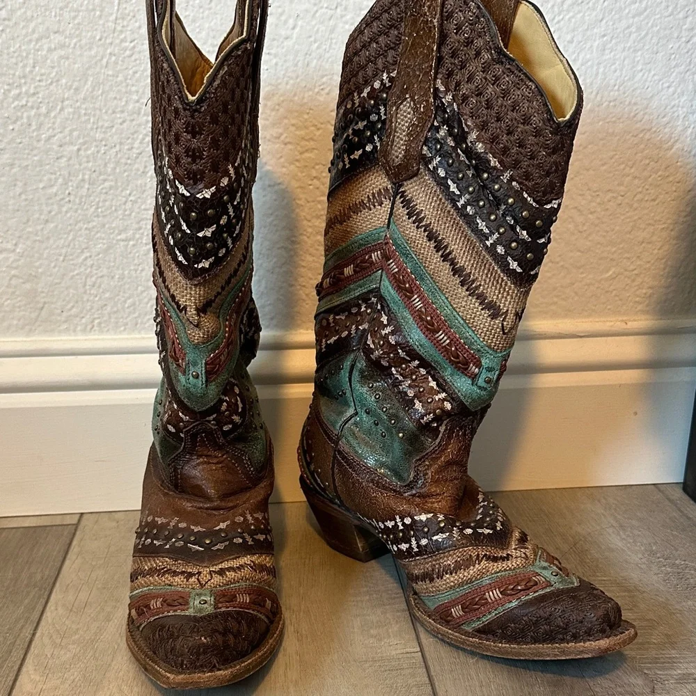 Corral Multicolor Western Heeled Boots - Picture 2 of 8